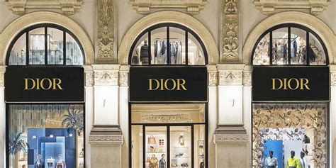 via lagrange dior orari|DIOR .